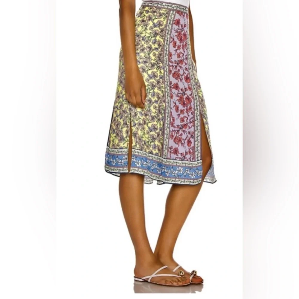 Alice + Olivia Athena midi floral swingy viscose skirt w/ slits -8 (fits like 6) - Picture 2 of 16